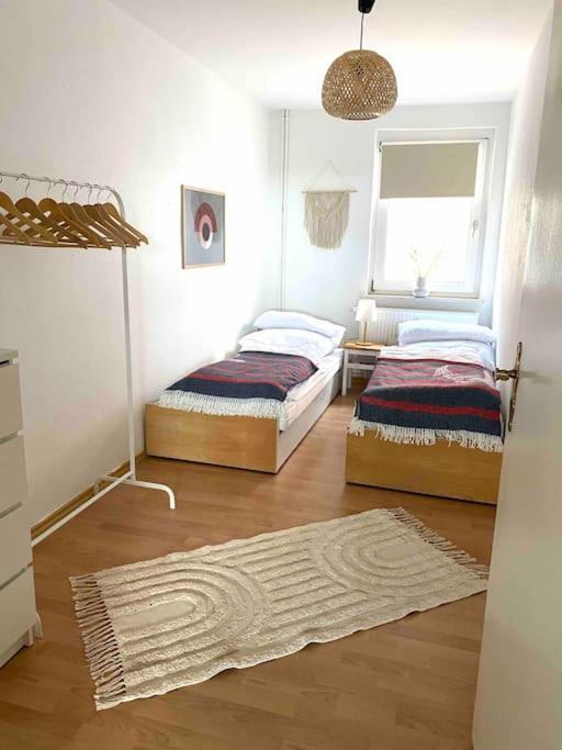 Ferienwohnung Nr. 1 Terrasse Bodden Kanu Bootssteg Zudar エクステリア 写真